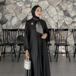 Inspirasi Model Gaun Elegan yang akan Memukau di Bukber