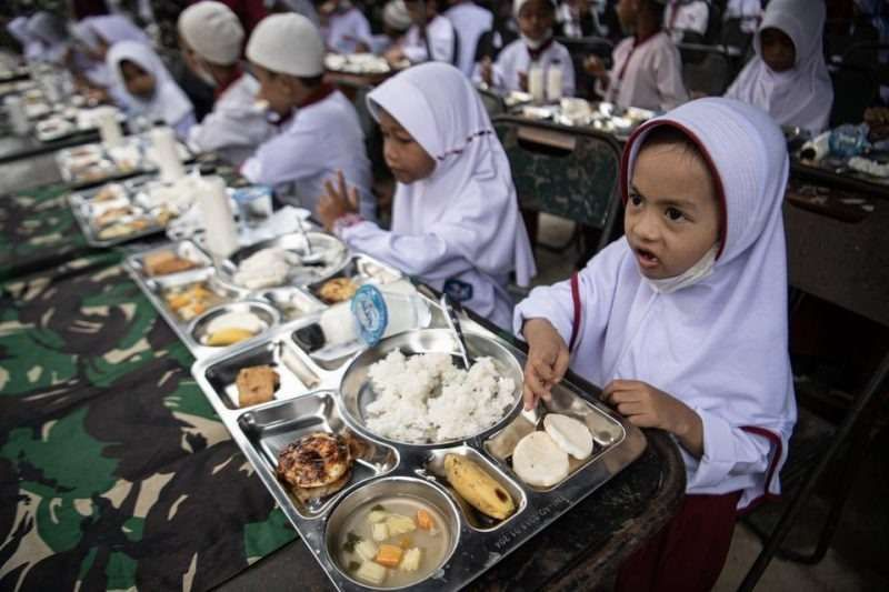 Makan Gratis Sekolah: Menuju Generasi Indonesia yang Cerdas dan Sehat