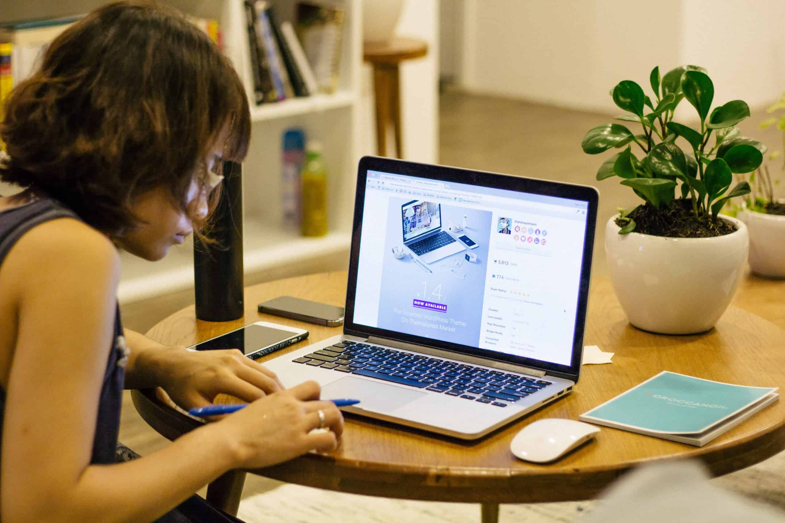 Revolusi E-learning: Menuju Pendidikan Masa Depan yang Lebih Personal dan Aksesibel