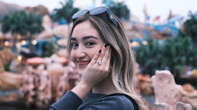 Daftar Artis Terkenal Indonesia Asli Manado dengan Maknanya: Inspirasi 30Nama Unik