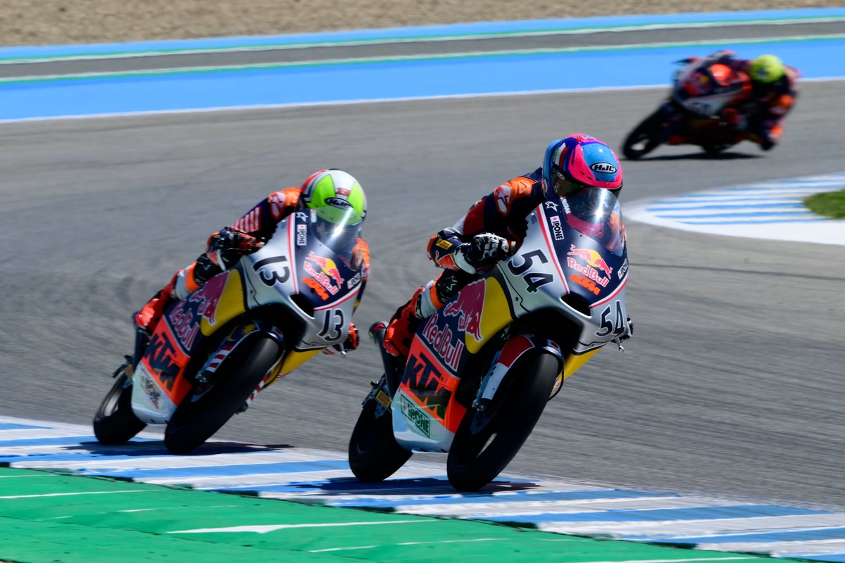 Red Bull Rookies Cup: Kejutan Veda dengan Podiumnya di Sirkuit Jerez